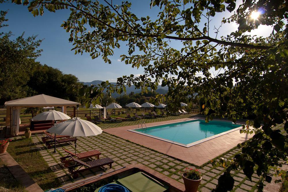 Villa Complesso Agrituristico La Ciriola Piediluco Exterior foto